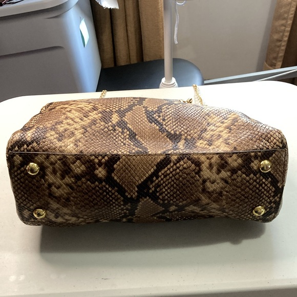 Michael Kors Cynthia Python Embossed Leather Satchel/Crossbody EXCELLENT COND - Picture 5 of 12